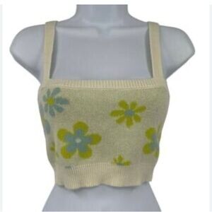 Witty Fox Size Large Young Contemporary Floral Knitted Crop Top. New With Tags